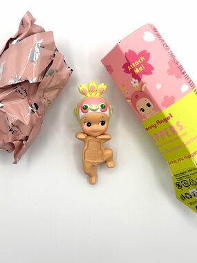 Sonny Angel Cherry Blossom Series - Peacock 🦚